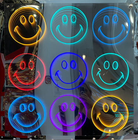 Neon "Smile Smile Smile"